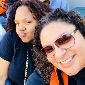 Meet your Posher, Niki